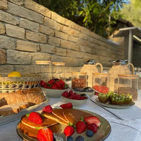 La Bastide Des Salins Hotel