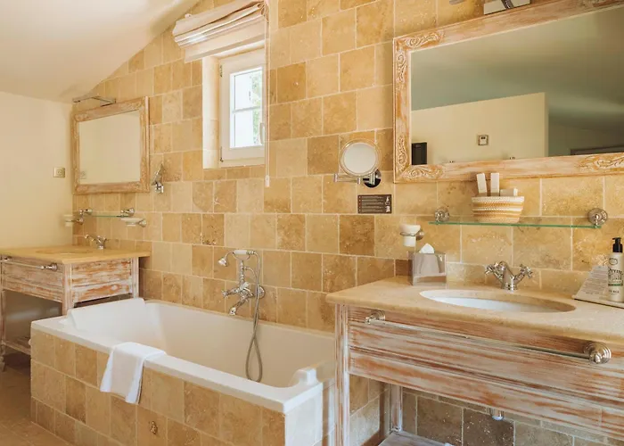 Otel La Bastide Des Salins Saint-Tropez