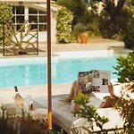 La Bastide Des Salins Hotel 4*