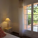 Hotel La Bastide Des Salins