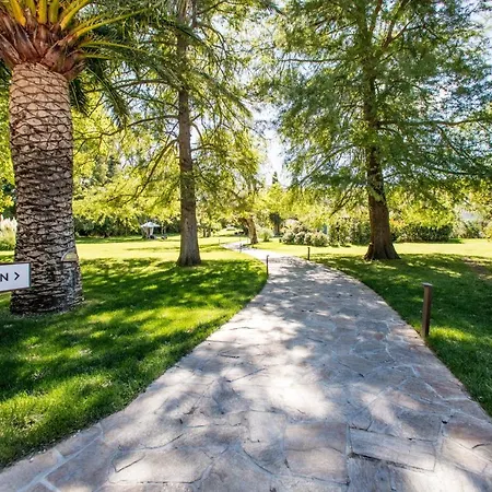 La Bastide Des Salins Готель Сен-Тропе
