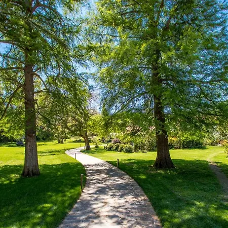 La Bastide Des Salins Готель 4*