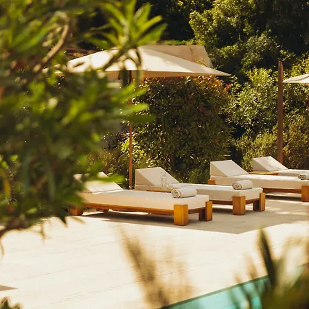 La Bastide Des Salins Готель 4*