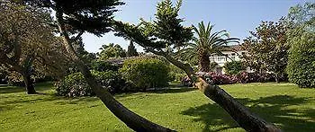 Hotell La Bastide Des Salins 4*