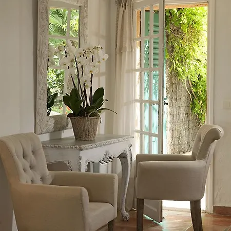 Готель La Bastide Des Salins Сен-Тропе