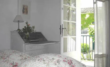Hotell La Bastide Des Salins 4*
