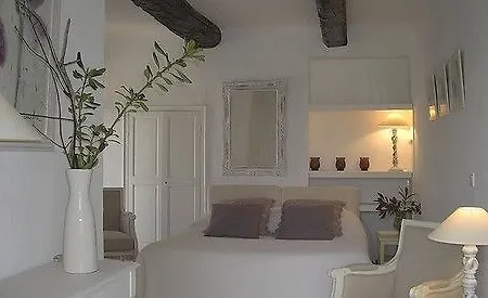 Готель La Bastide Des Salins