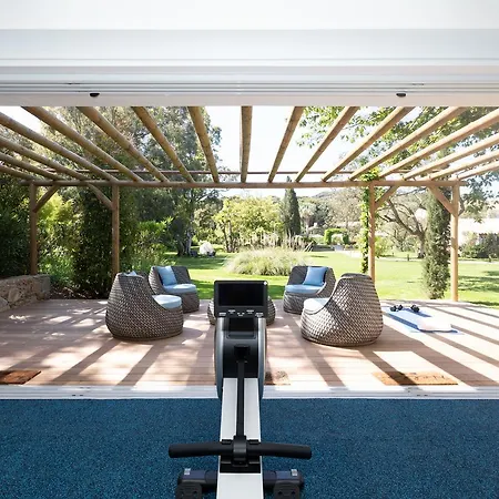 La Bastide Des Salins 4* 쎙뜨호뻬