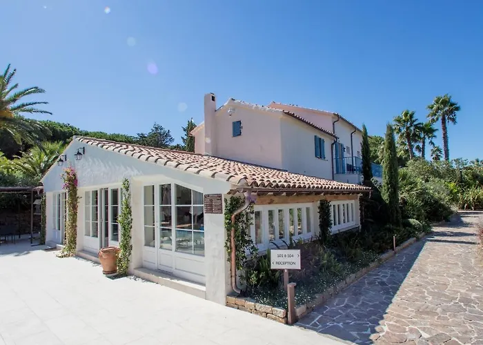 La Bastide Des Salins Hotel 4*