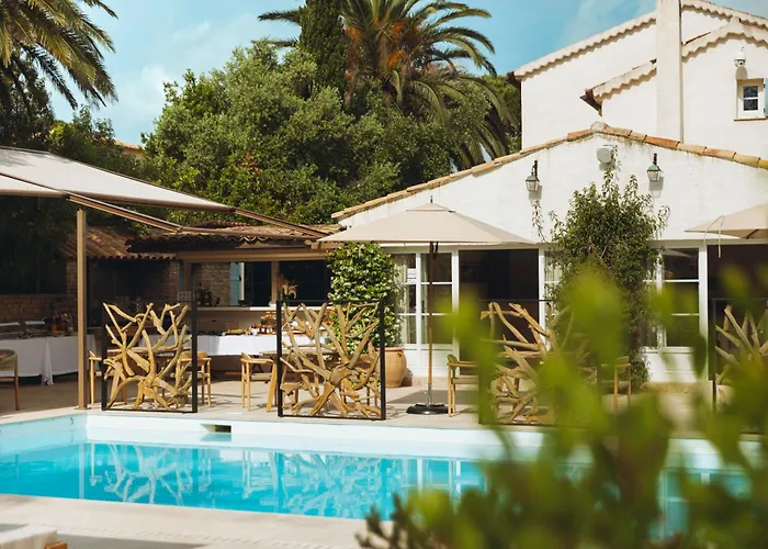 La Bastide Des Salins 4*