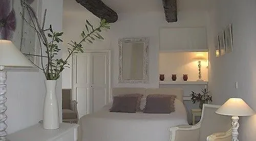 Готель La Bastide Des Salins